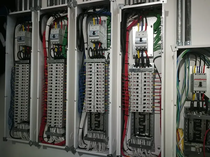 Instalación de tomacorrientes en Bogotá