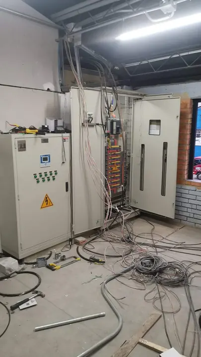 Obra eléctrica nueva en Bogotá